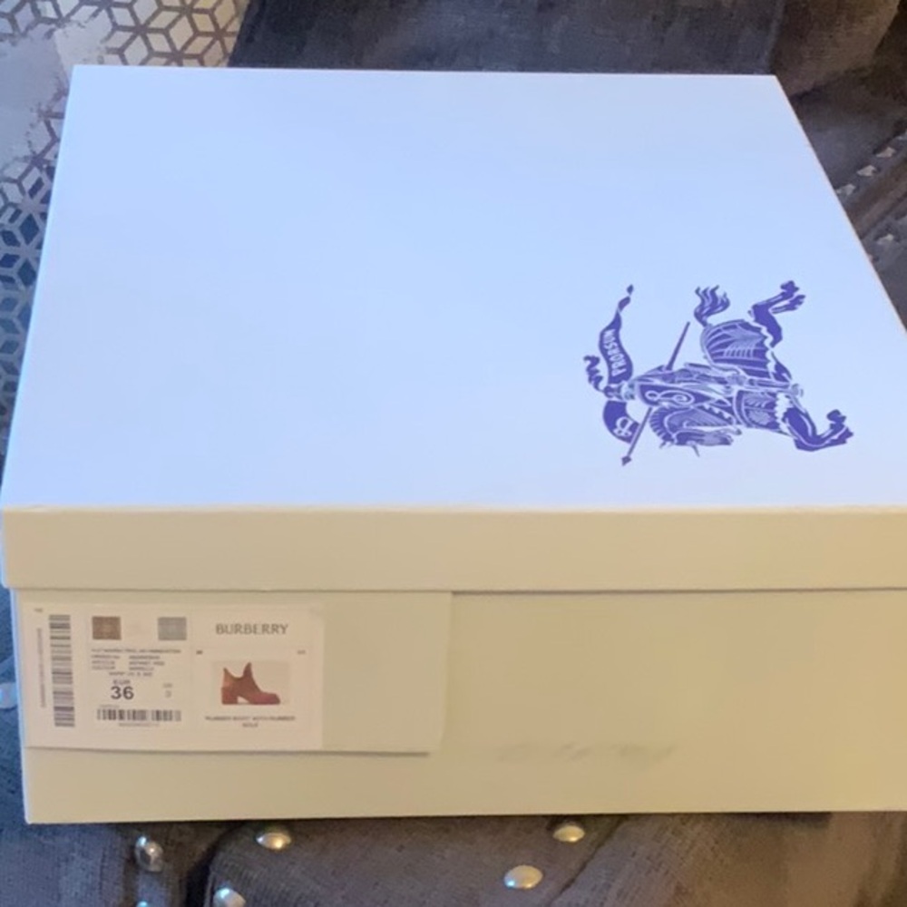 Burberry rainboots
